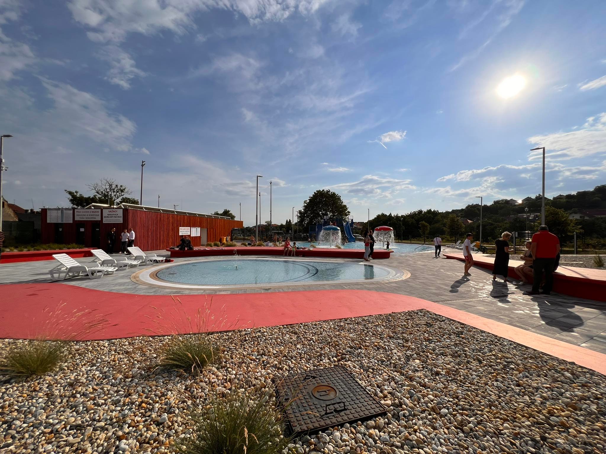 Gradski bazeni Nova Gradiška službeno su otvoreni uz veliki pool party i puno dobre zabave