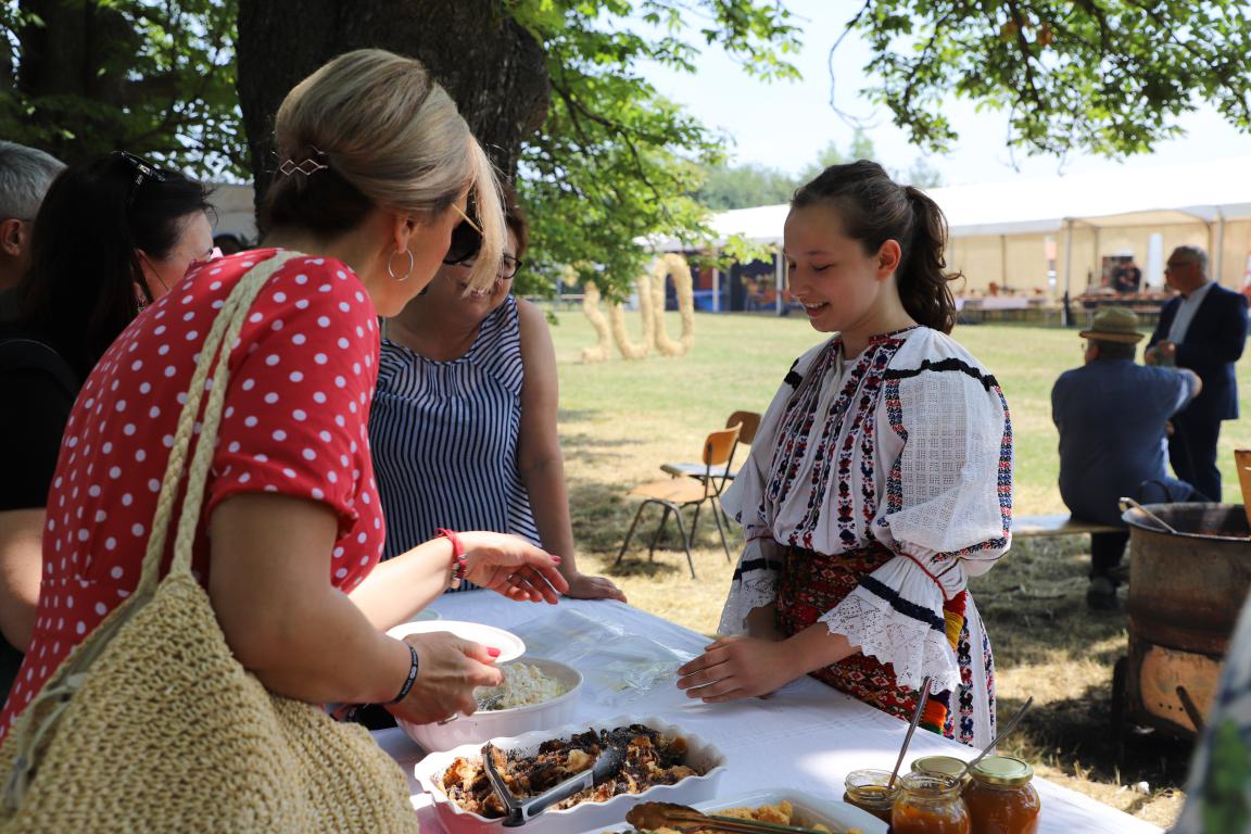 Lokšice, trganci, rezanci, zavezanci, čikovi, valjušci, taške, čikmaki...Festival tista od zaborava je otrgnuo jela koja se ne mogu pronaći po baranjskim restoranima
