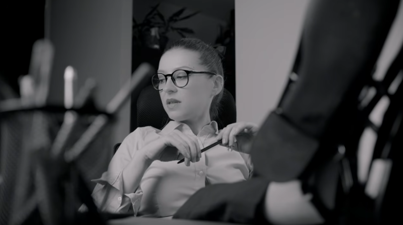 Brođanka Lana Pletikapić ima novu pjesmu: "Ljubavne afere na poslu nisu rijetkost, ima ih više nego što možda mislimo..."