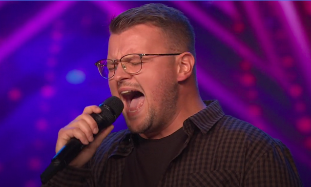 Njegova sposobnost raspametila je i žiri i publiku: Matija Petrić iz Cernika osvojio zlatni gumb!