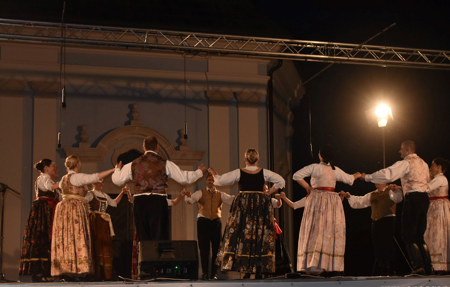 Uživajte u  programu manifestacije "Brodsko kolo", evo što danas možete pogledati 