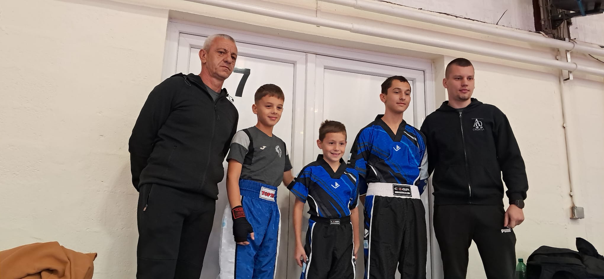 Tri medalje za brodske Omege na međunarodnom kickboxing turniru u Požegi