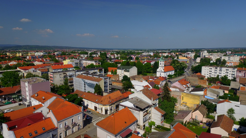 Provodi se monitoring komaraca i tretmane pomoću kojih suzbija ličinke i odrasle jedinke komaraca